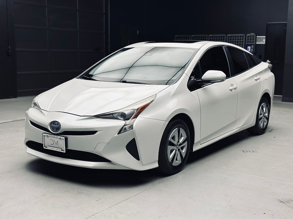 White (Blizzard Pearl) 2016 Toyota Prius Hatchback Front-Wheel Drive Continuously Variable Transmission