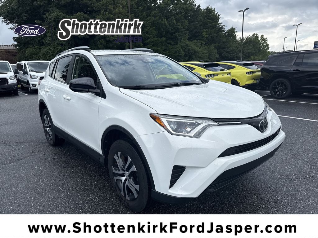 Super White 2017 Toyota RAV4 SUV / Crossover Front-Wheel Drive 6-Speed Automatic