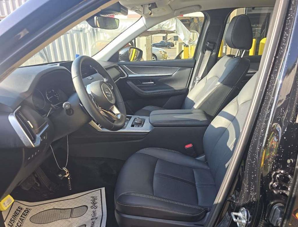 2026 Mazda CX-70 Preferred Package - Photo 6