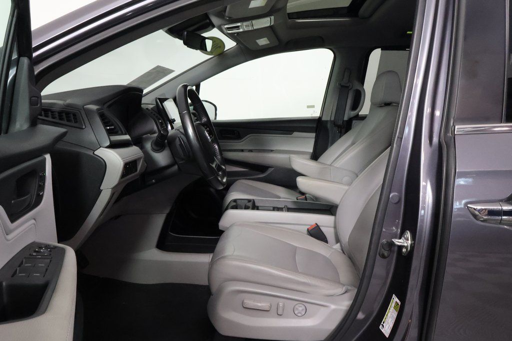 Thumbnail: 2018 Honda Odyssey - 10
