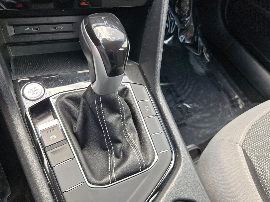 2024 Volkswagen Taos - $17,977