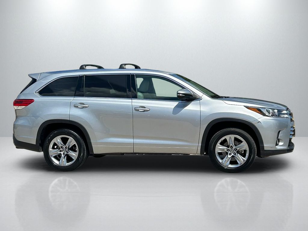 Used 2018 Toyota Highlander SUV