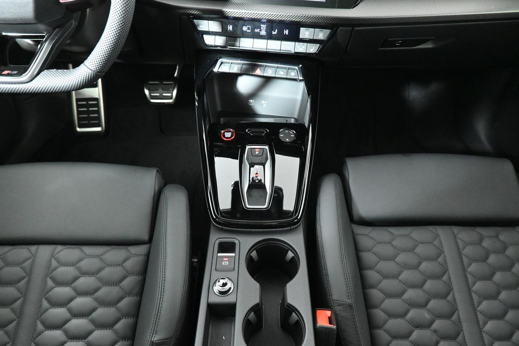 Thumbnail: 2026 Audi RS 3 - 17