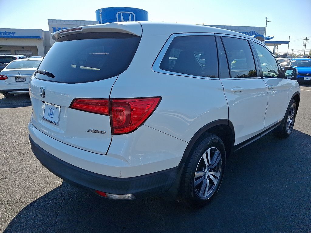 Thumbnail: 2018 Honda Pilot - 6