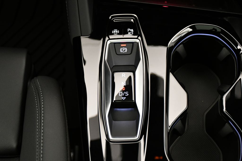 Thumbnail: 2025 Audi Q5 - 30