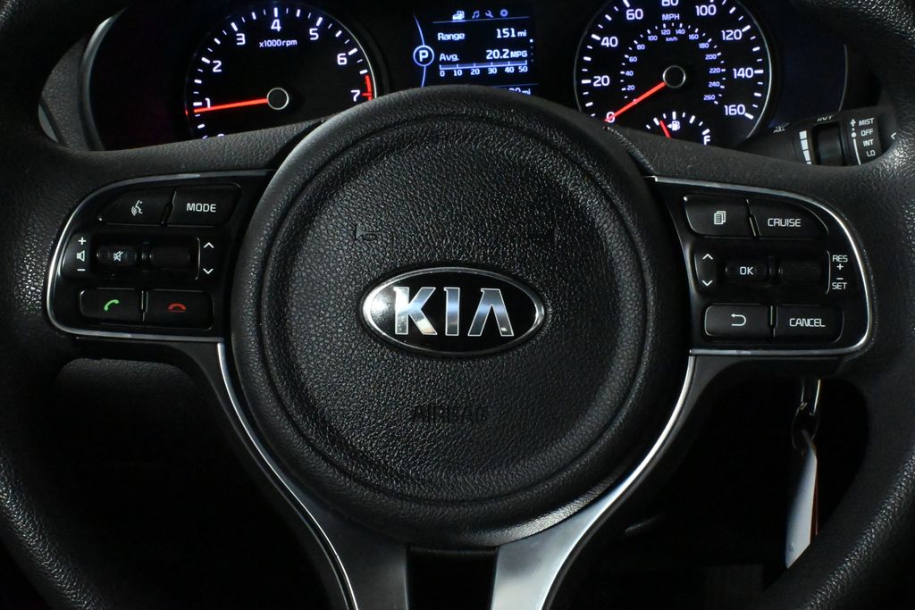 Thumbnail: 2018 Kia Optima - 20