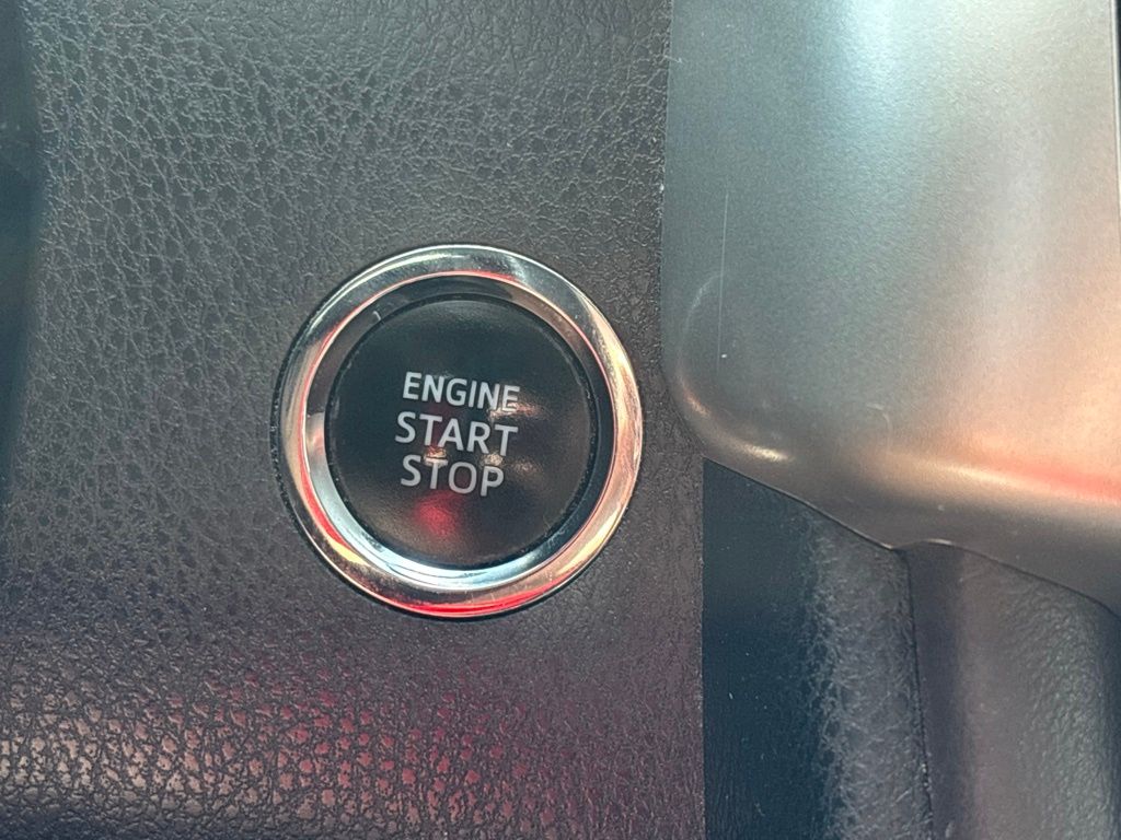 Used 2019 Toyota Highlander SUV
