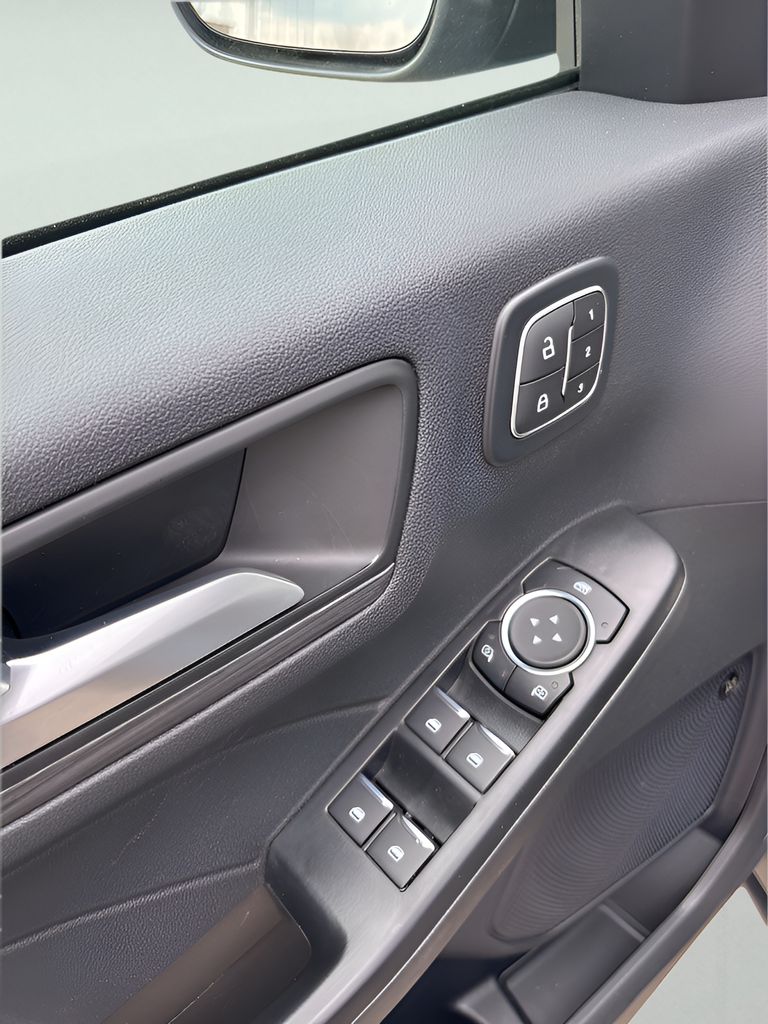 2025 Ford Escape Plug-In Hybrid