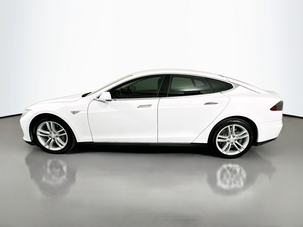 Thumbnail: 2014 Tesla Model S - 8