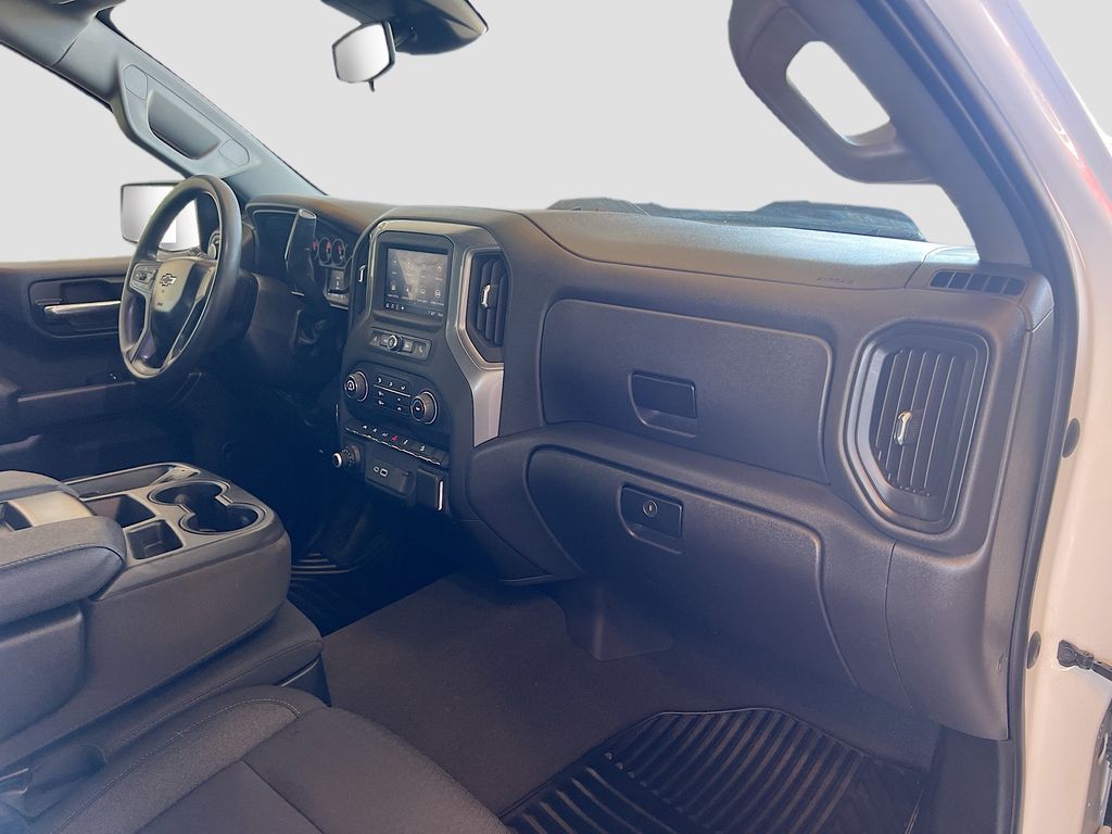 Used 2022 White Chevrolet Custom Trail Boss image 27
