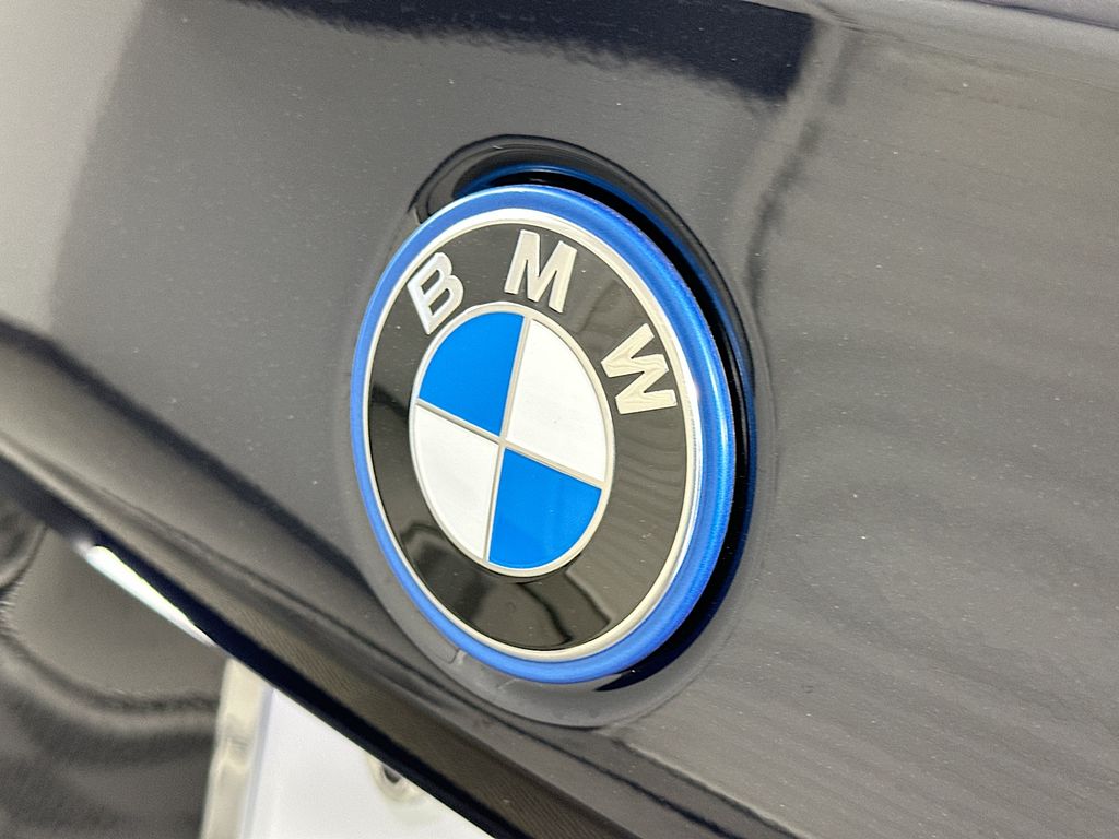 Thumbnail: 2026 BMW 5 Series - 22