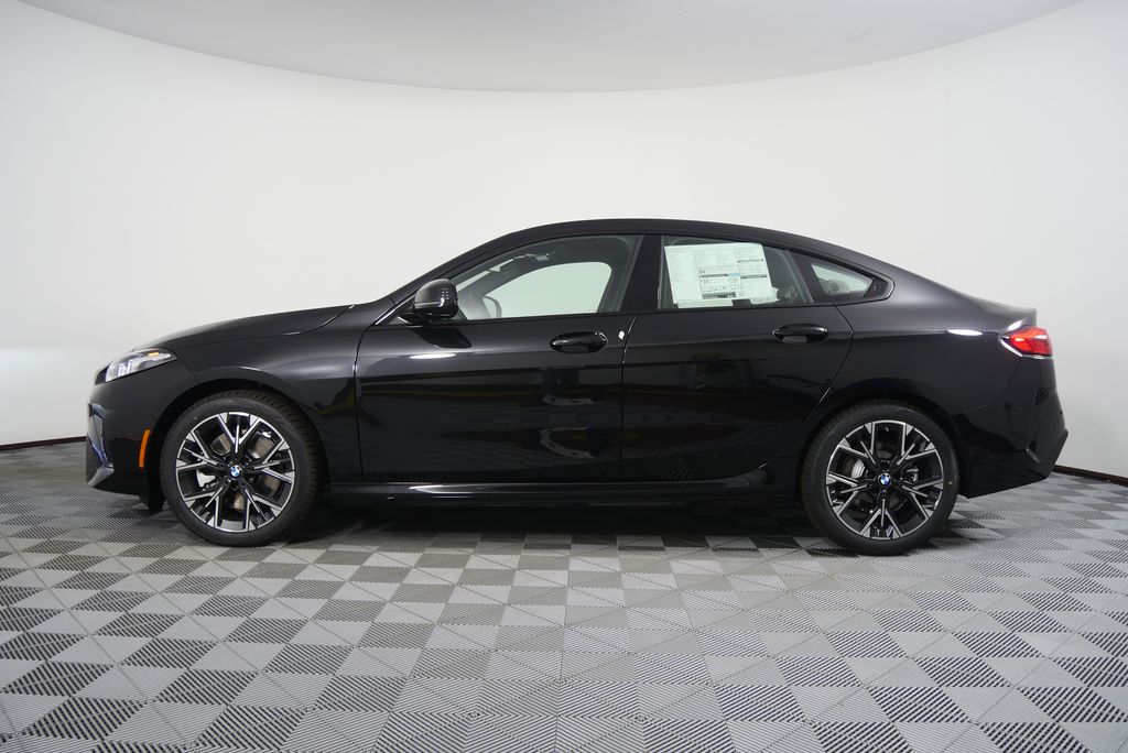 Thumbnail: 2026 BMW 2 Series - 6