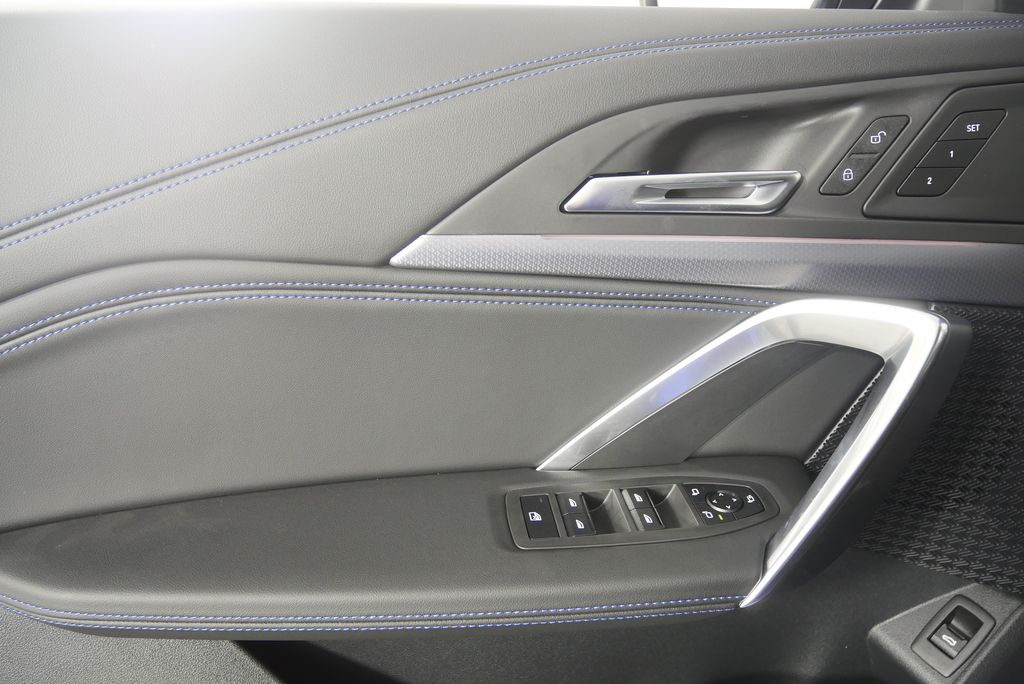 Thumbnail: 2025 BMW X1 - 8