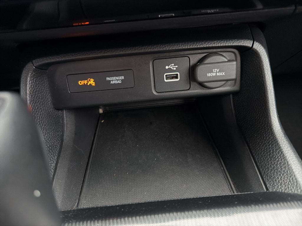 Thumbnail: 2023 Honda Civic - 32