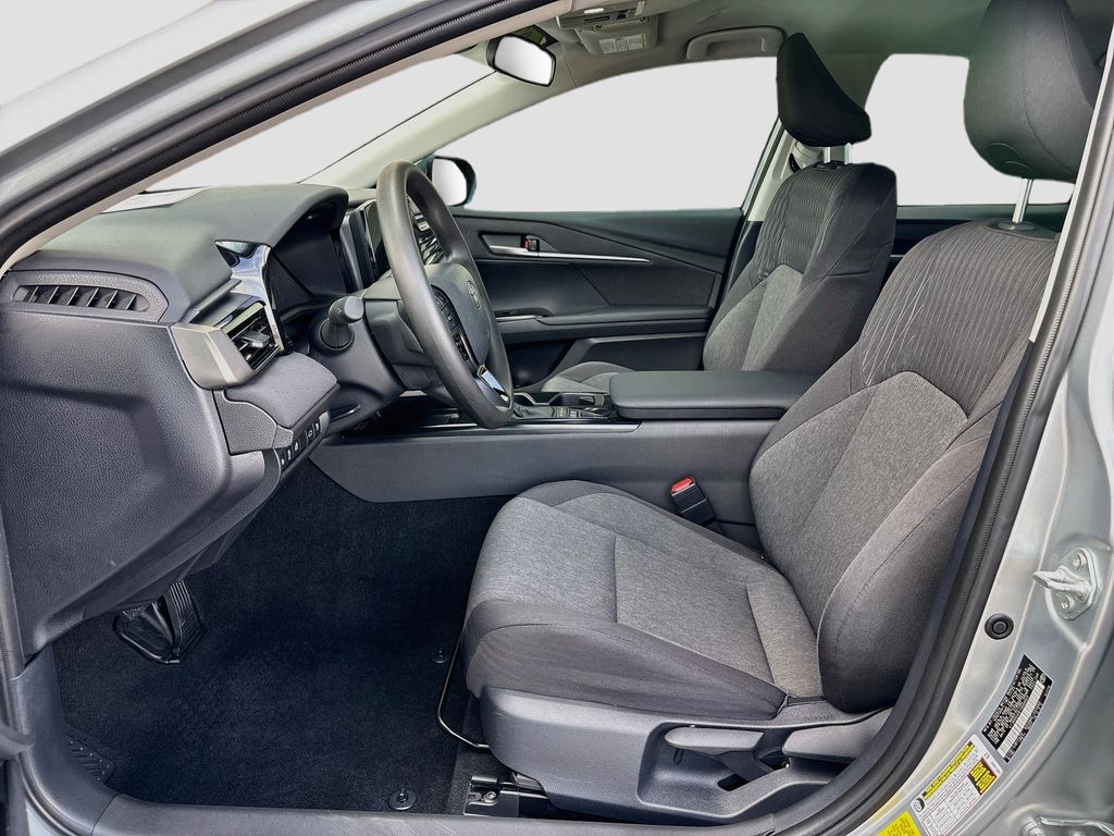 Thumbnail: 2026 Toyota Camry - 18