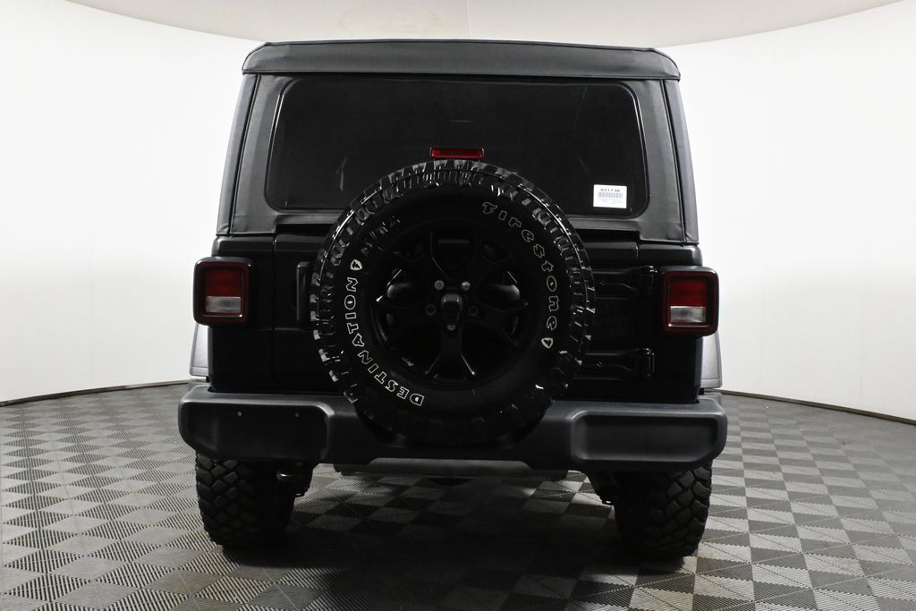 2022 Jeep Wrangler Unlimited Willys 6