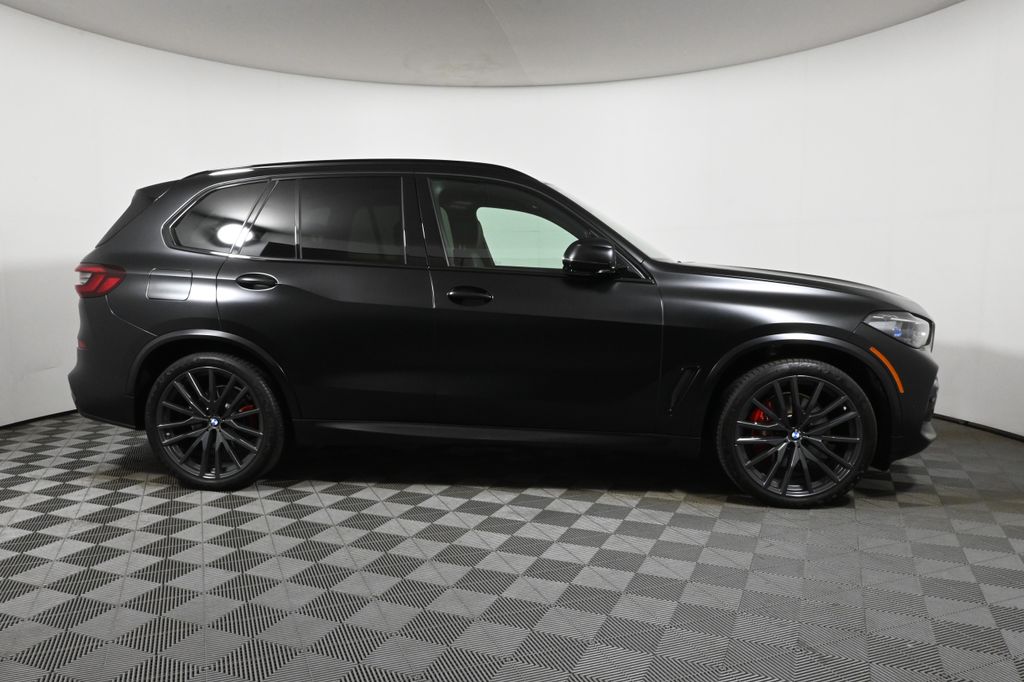 2022 BMW X5 xDrive40i 8