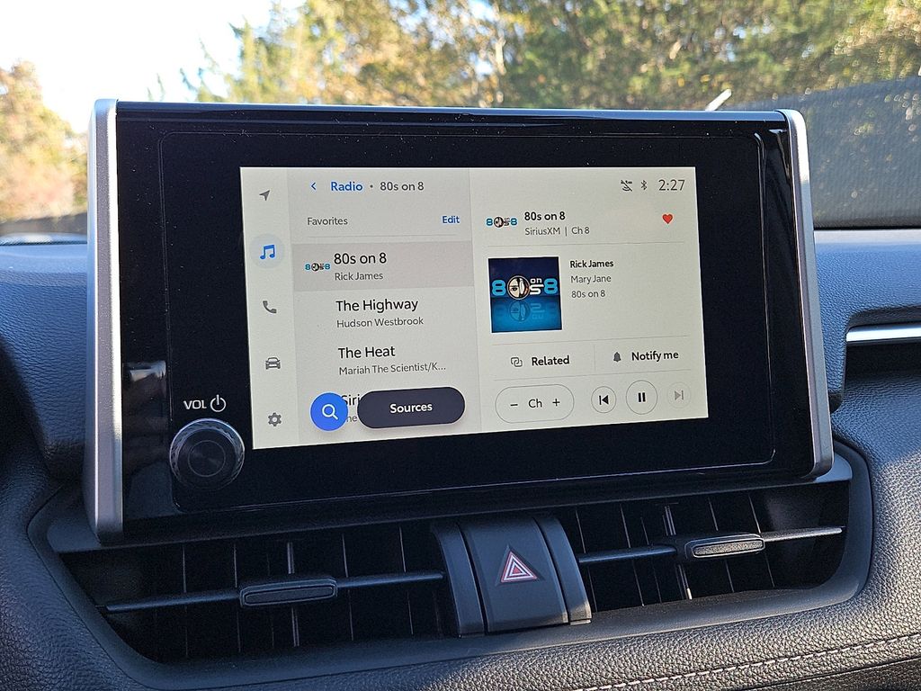 Thumbnail: 2025 Toyota RAV4 - 15