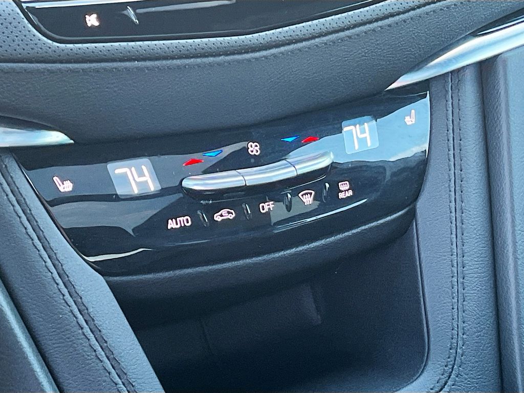 Used 2025 Black Cadillac Premium Luxury image 16