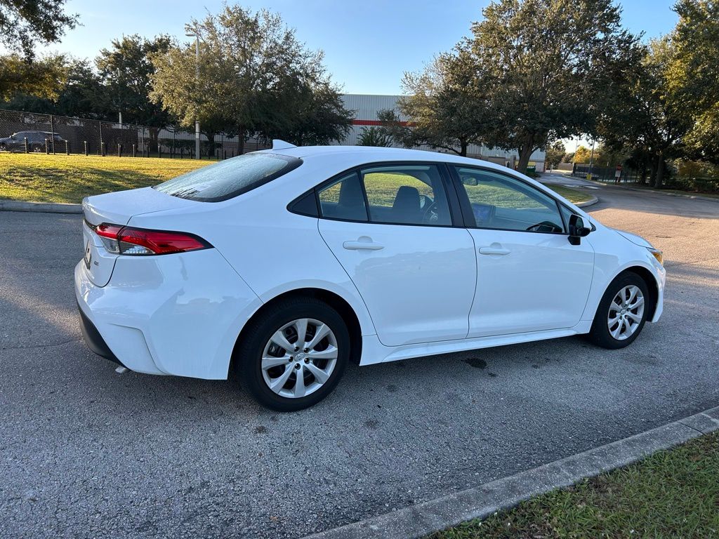 Thumbnail: 2024 Toyota Corolla - 5