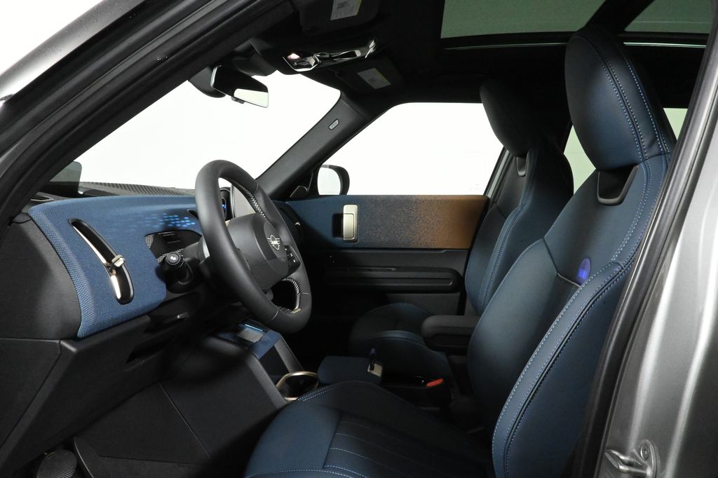 Thumbnail: 2025 MINI Cooper Countryman - 3