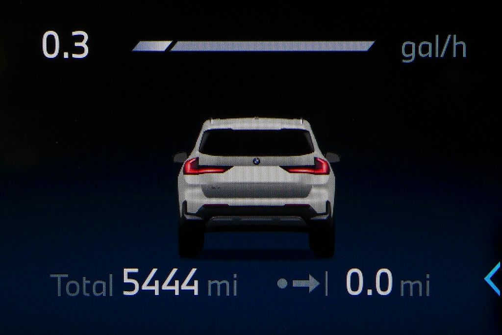 Thumbnail: 2025 BMW X1 - 32