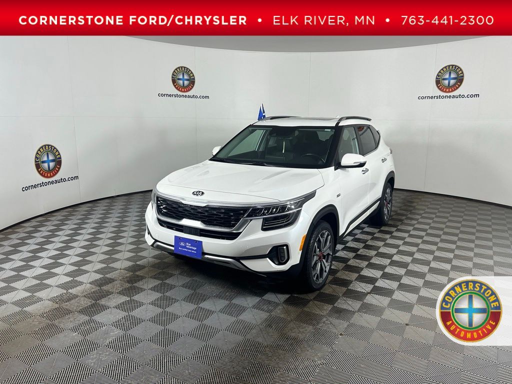 Snow White Pearl 2021 Kia Seltos SX Turbo AWD SUV / Crossover All-Wheel Drive 7-Speed Automatic