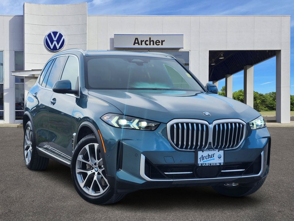 2024 BMW X5 Azul SUV/Crossover Tracción en las cuatro ruedas 8 velocidades Automática
