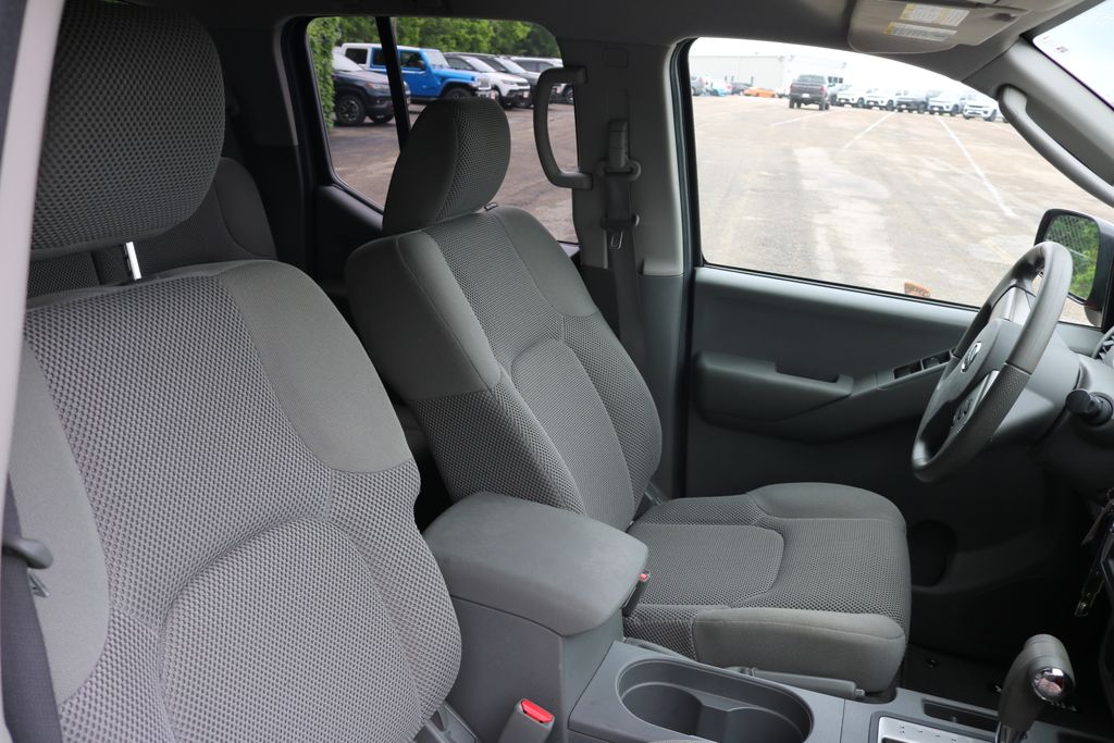 Used Car 2010 Nissan Frontier  Se For Sale Under $20,000 In Austin, Texas