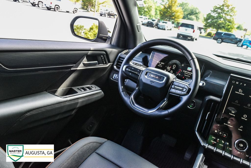 Used 2025 GMC Acadia SUV