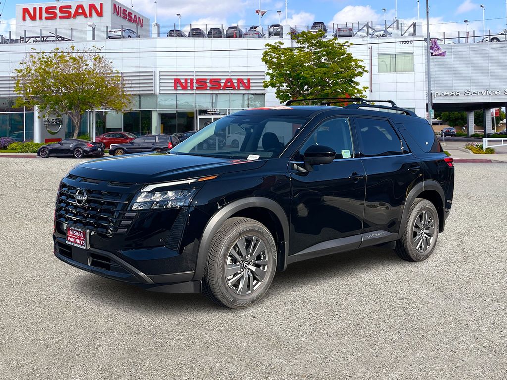 2026 Nissan Pathfinder SV