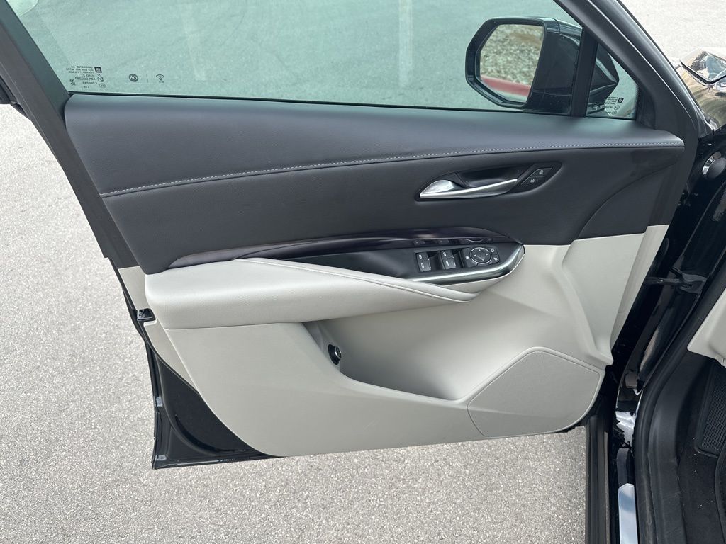 Used Car 2023 Cadillac Xt4  Luxury For Sale Under $30,000 In Austin, Texas