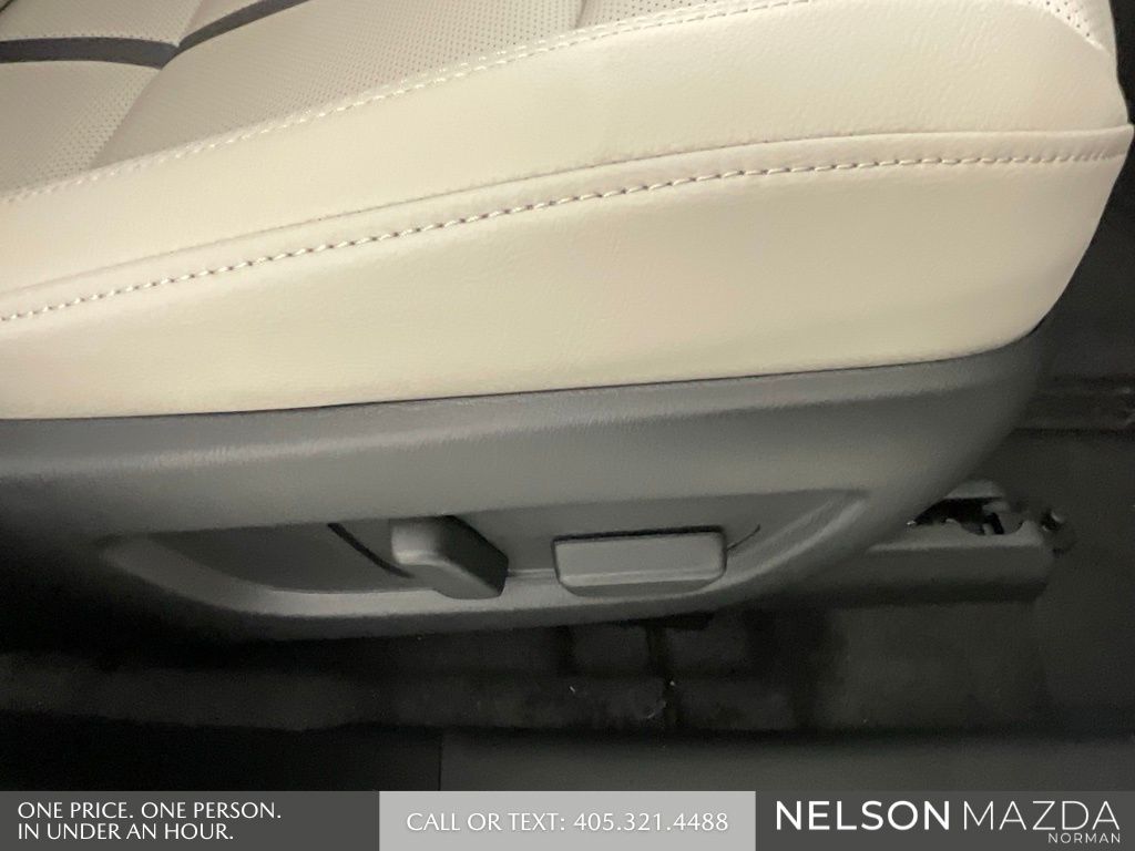 New 2026 White Mazda 3.3 Turbo Preferred image 30