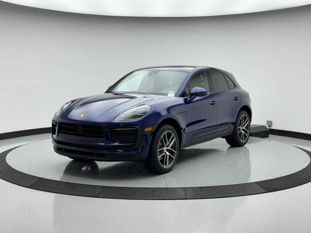 2025 Porsche Macan  -
                Chantilly, VA