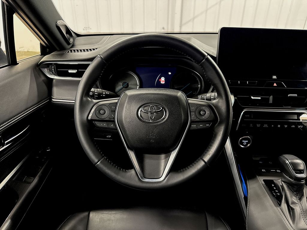Used 2023 Toyota Venza SUV