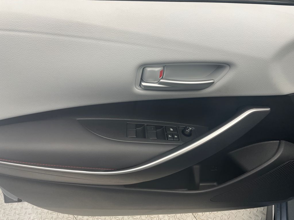 2024 Toyota Corolla SE 9