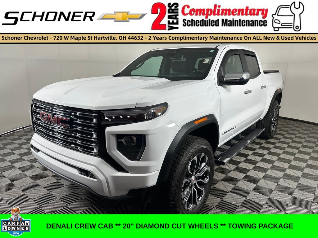 Summit White 2024 GMC Canyon Pickup Truck Four-Wheel Drive 8-Speed Automatic
