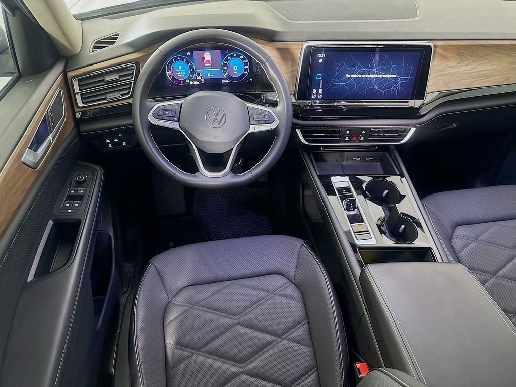 Used Car 2024 Volkswagen Atlas  2.0t Se W/technology For Sale Under $30,000 In Austin, Texas