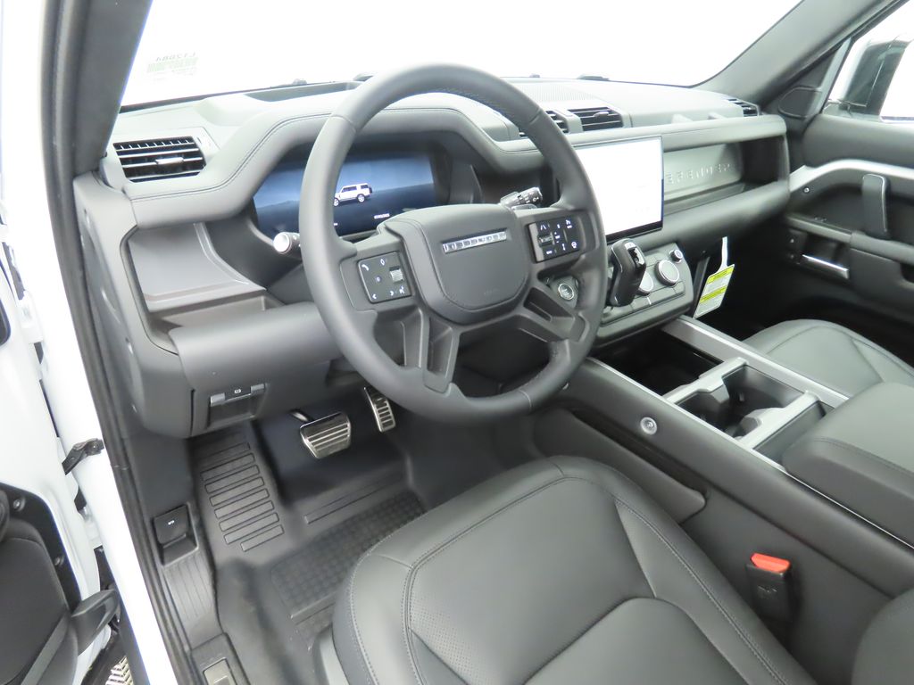 Thumbnail: 2025 Land Rover Defender - 9