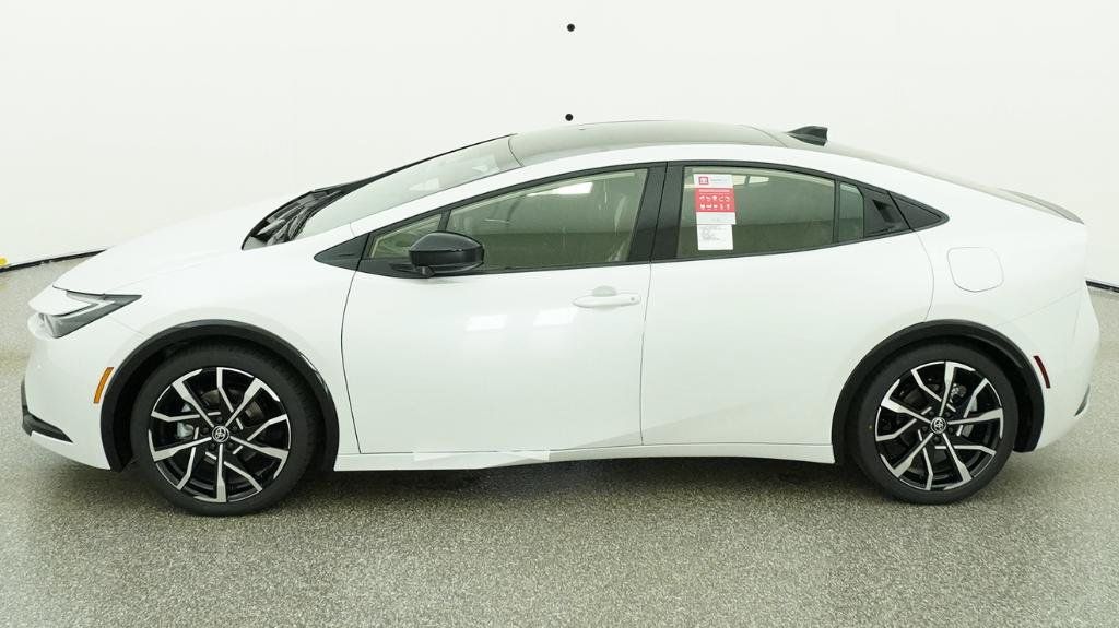 New 2026 Toyota Prius Plug-in Hybrid Hatchback