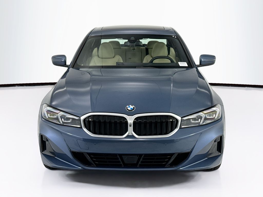 Thumbnail: 2025 BMW 3 Series - 2