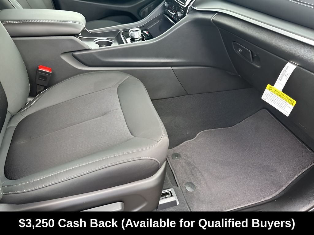 New Car 2025 Jeep Grand Cherokee  For Sale Under $40,000 In Austin, Texas