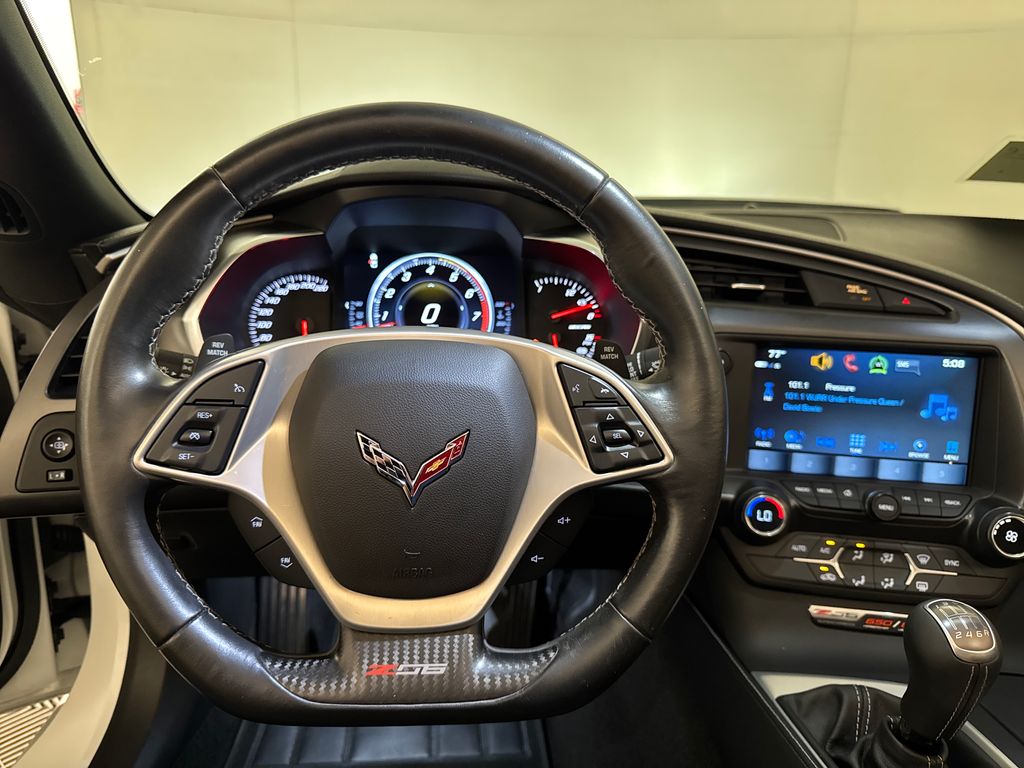 Used 2019 White Chevrolet Z06 image 7