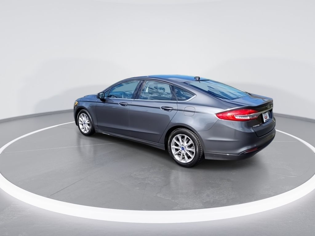 2017 Ford Fusion SE 6