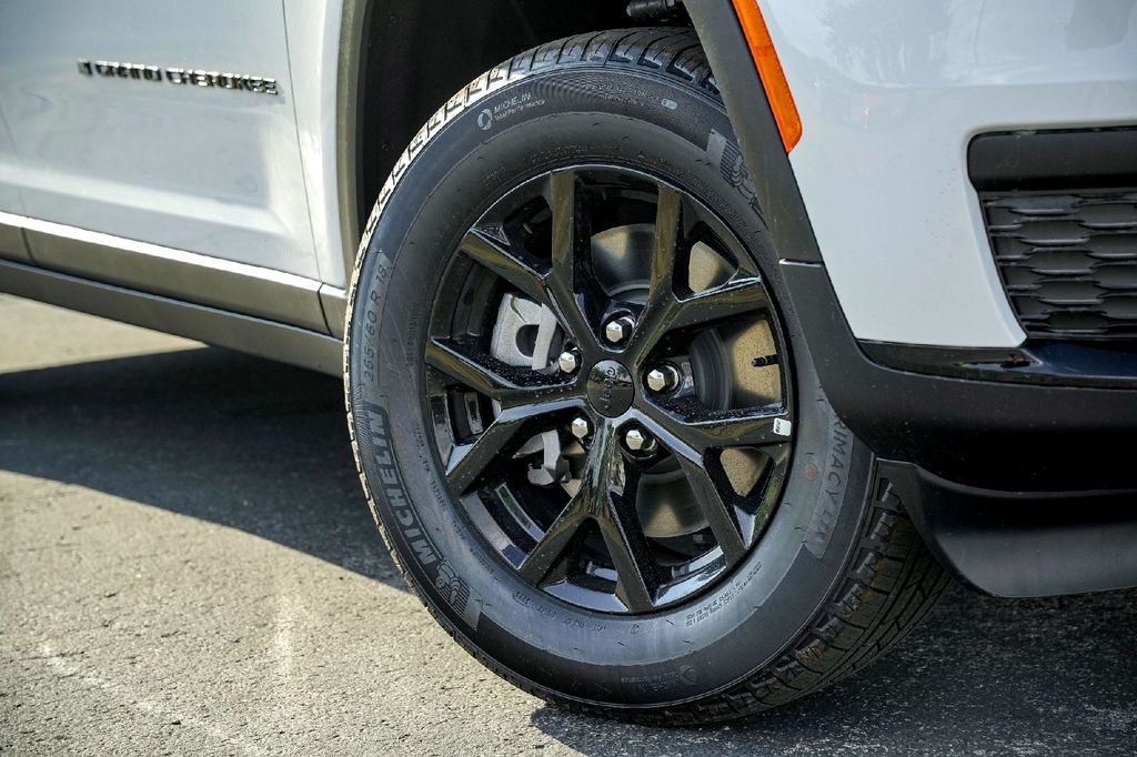 New Car 2025 Jeep Grand Cherokee L  Altitude X For Sale Under $50,000 In Taylor, Texas
