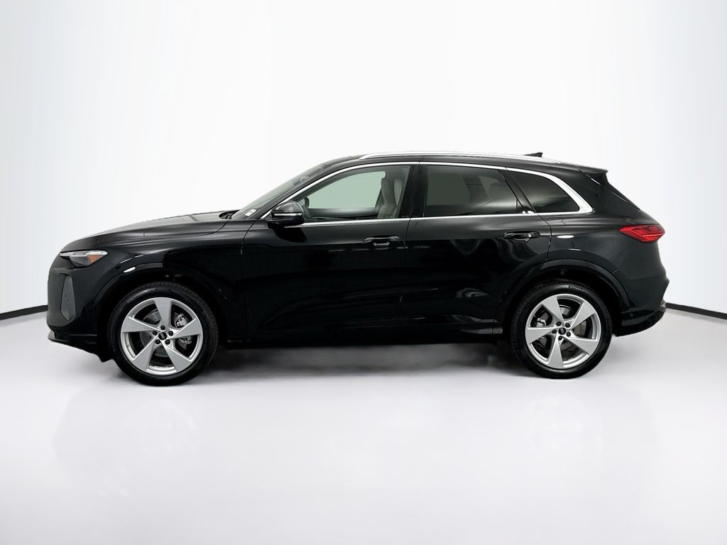 Thumbnail: 2025 Audi Q5 - 8