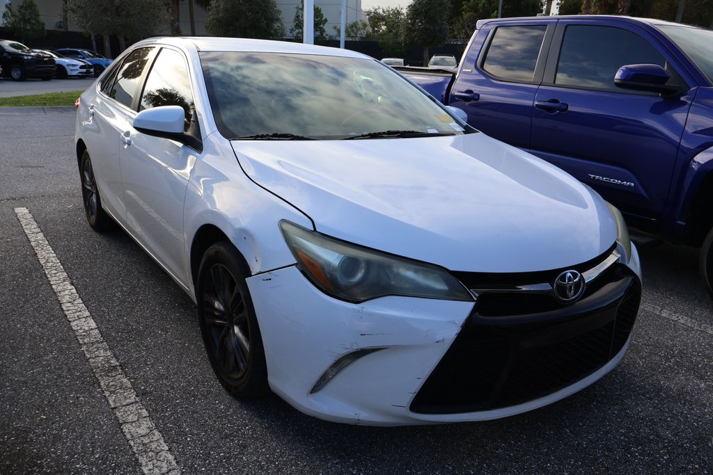 Thumbnail: 2015 Toyota Camry - 5