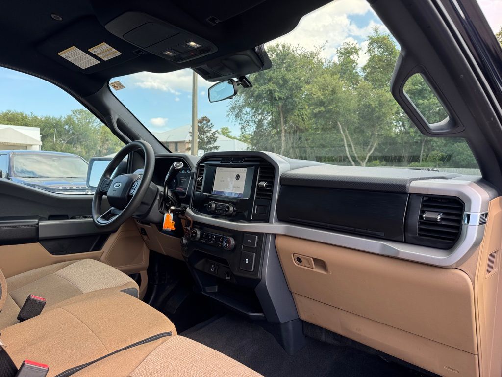 2023 Ford F-150 XLT photo 25