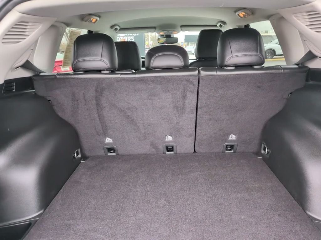 Used 2022 Black Jeep Limited image 11