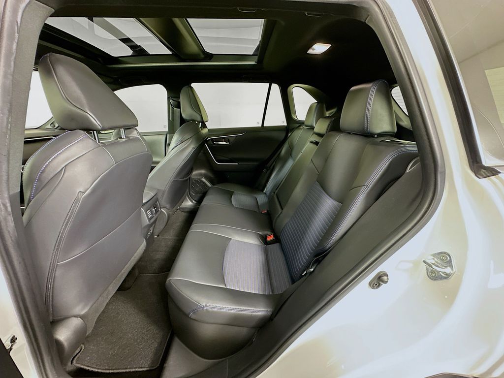 Thumbnail: 2024 Toyota RAV4 - 25